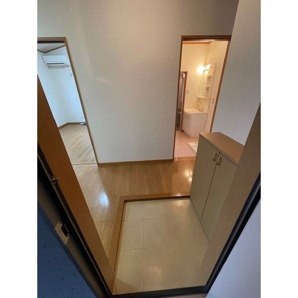 玄関　シューズボックス付き