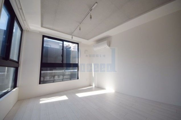 居室・リビング　※別部屋参考写真※現況優先です