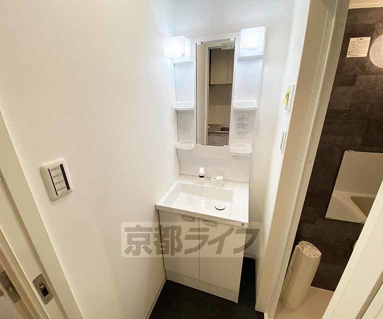 洗面設備　独立洗面台