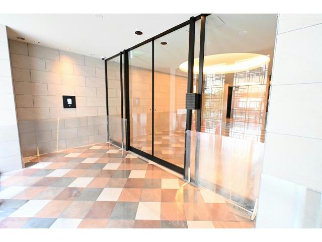 エントランス　エントランス部分