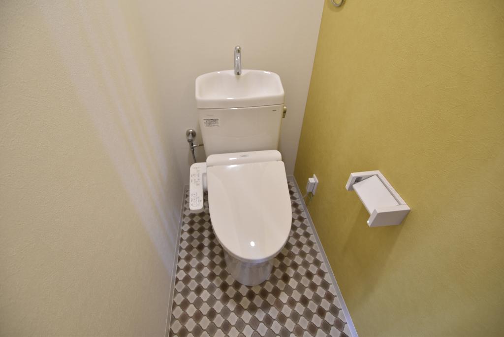 トイレ　シャワー付トイレ