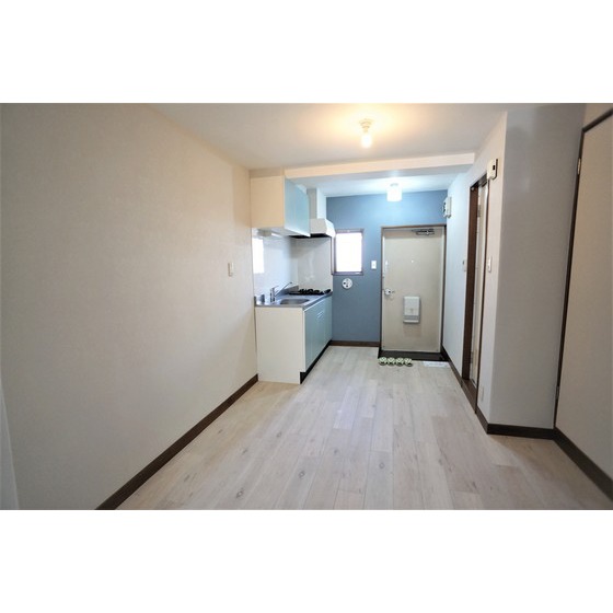 居室・リビング　ブルーのアクセントカラーが◎