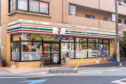 コンビニ　セブンーイレブン大田区中央８丁目店（コンビニ）まで352m