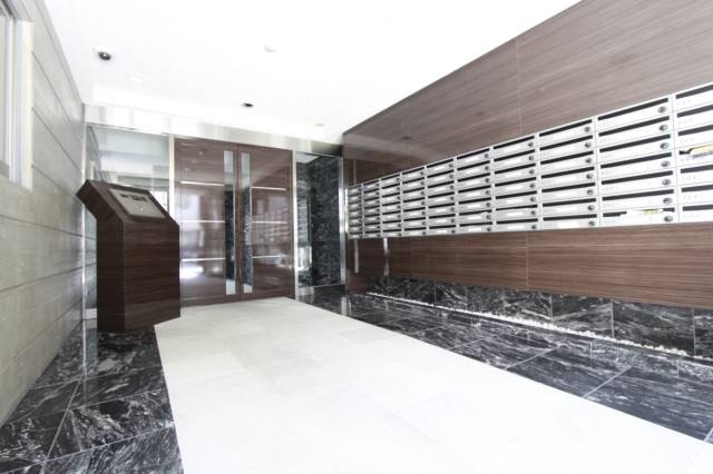 エントランス　※９０３号室参照