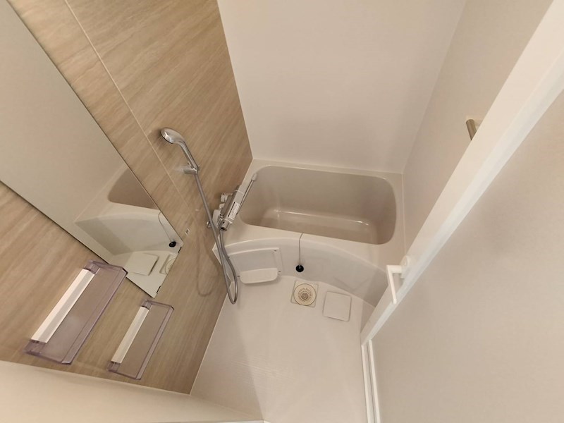 バス・シャワールーム　同一物件別部屋写真