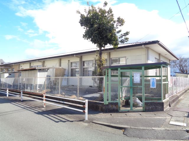 幼稚園・保育園　三郷保育園（幼稚園・保育園）まで1m