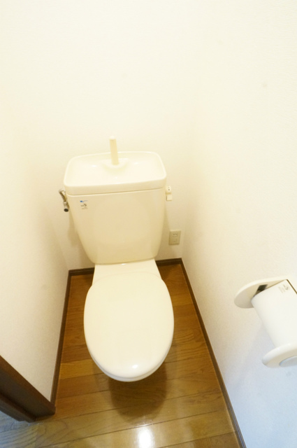 トイレ　同物件別部屋写真（実際は現況を優先致します）