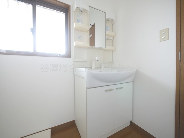 洗面設備　シャンプードレッサー洗面