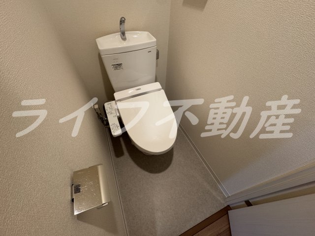 トイレ　トイレもきれいです