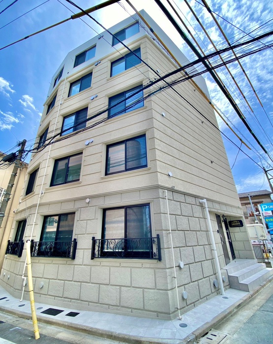 建物外観　建築中