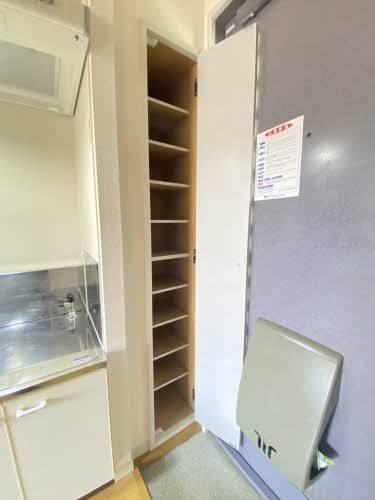 収納　シューズボックス