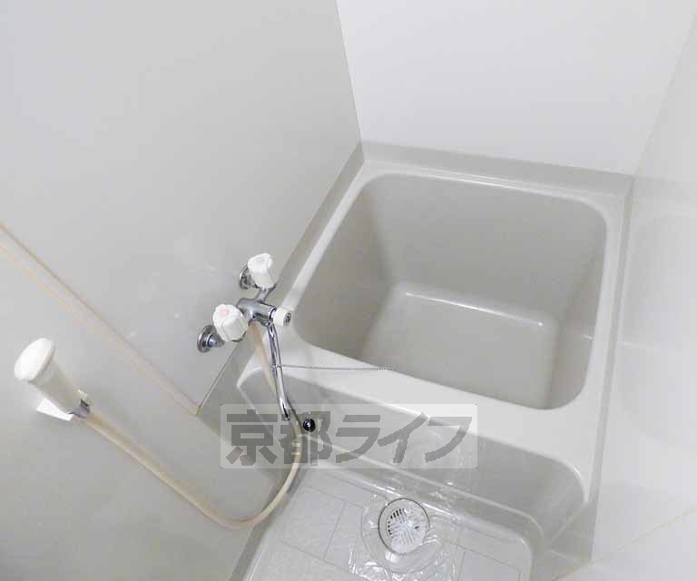 バス・シャワールーム　お風呂です。