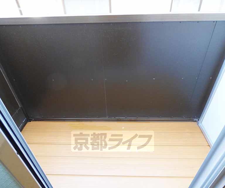 バルコニー　広々としたバルコニーです。