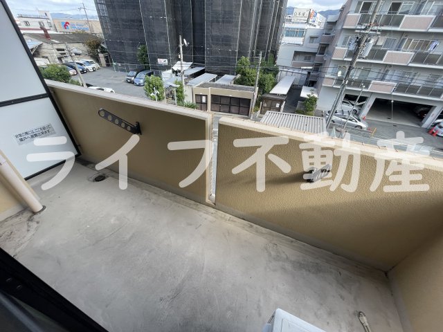 バルコニー　落ち着いた時間を過ごせるバルコニーです