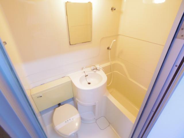 洗面設備　洗面スペースです