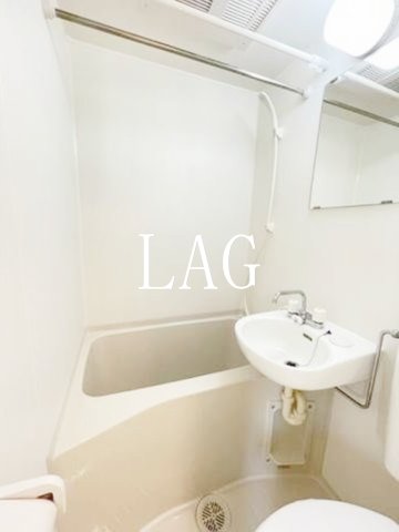 バス・シャワールーム　お風呂です。