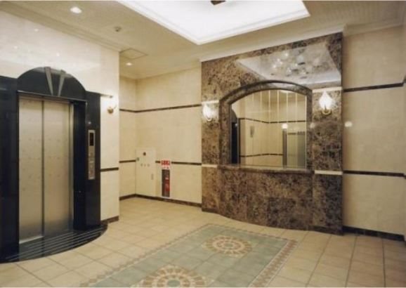 エントランス　★見学予約受付中★