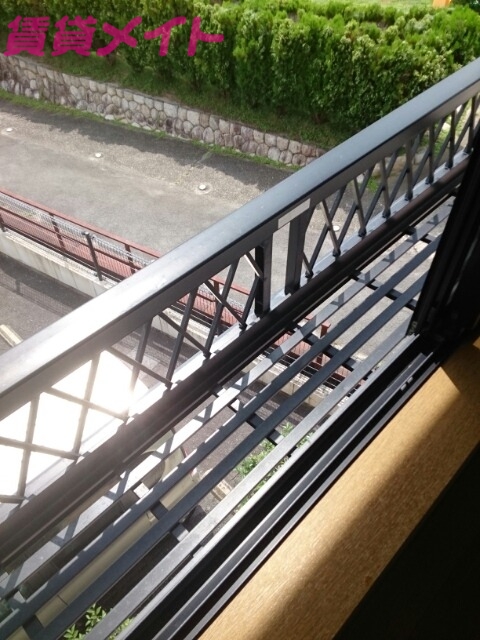 バルコニー　同型参考写真