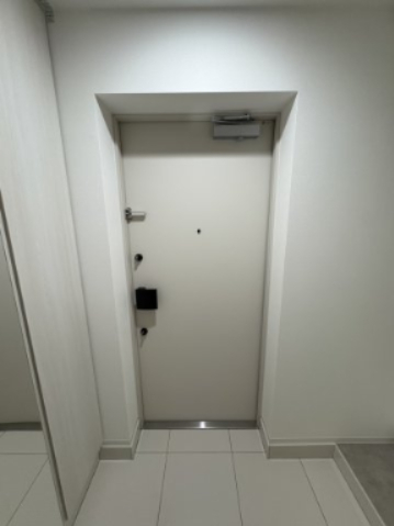 玄関　別タイプ参考写真