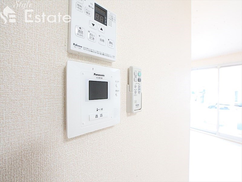 セキュリティ　モニター付きインターホン