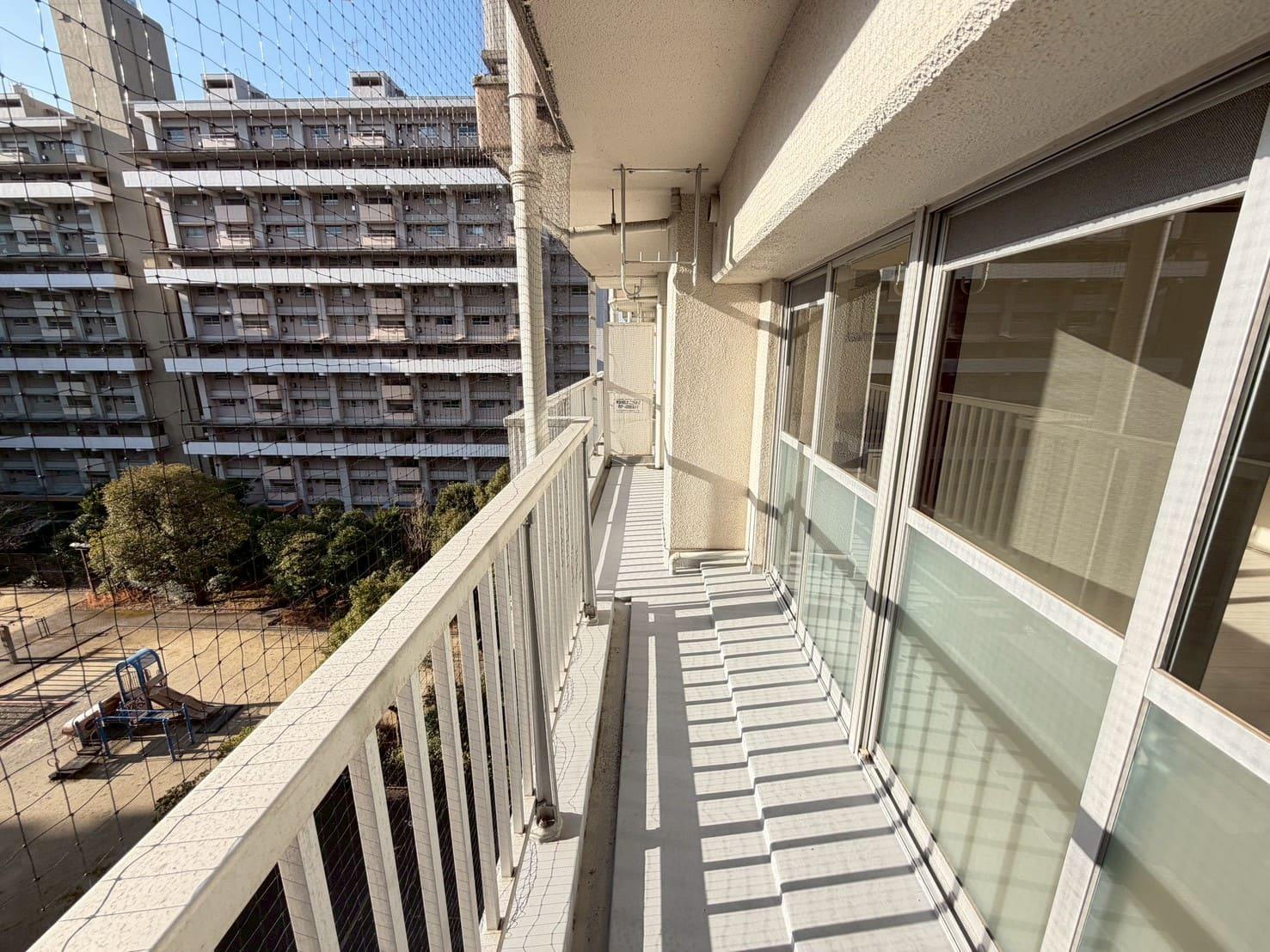 バルコニー　バルコニー