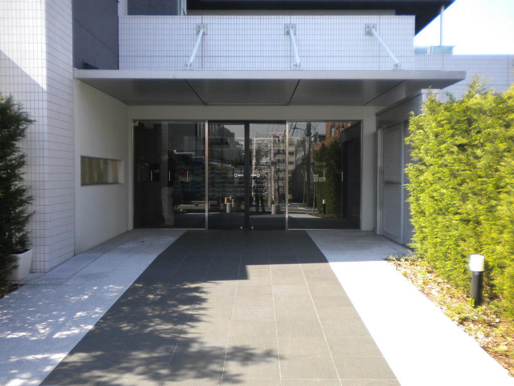 コンビニ　セブンイレブン渋谷代官山店（コンビニ）まで323m