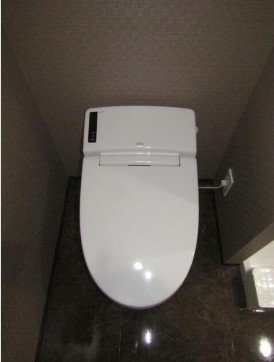 トイレ　別号室の参考写真です