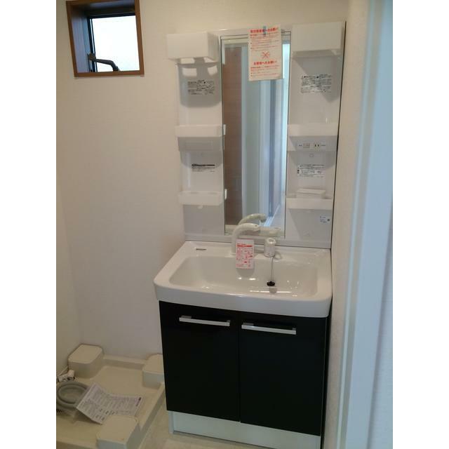 洗面設備　モデルルーム写真使用（Ａタイプ）