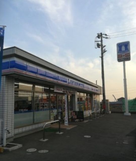 コンビニ　ローソン環4横浜和泉町店（コンビニ）まで990m