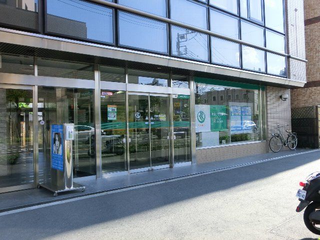 銀行　埼玉りそな銀行所沢支店（銀行）まで494m