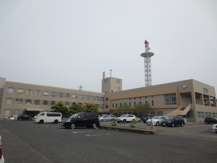 役所　緑市民病院（役所）まで470m