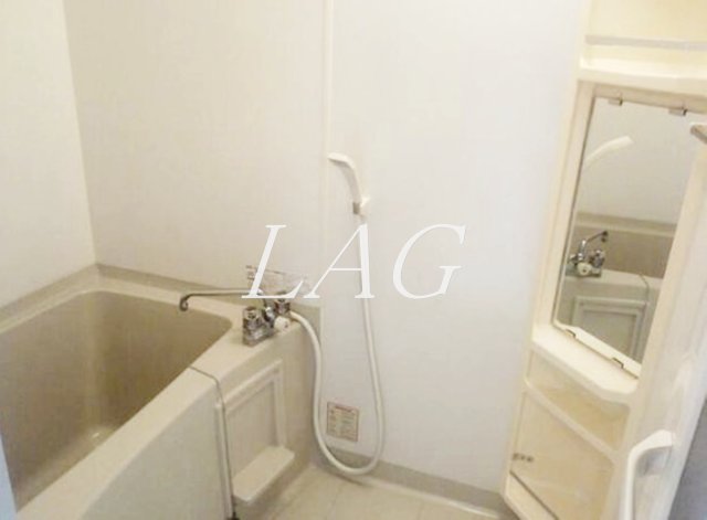 バス・シャワールーム　お風呂です。