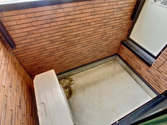 バルコニー　102号室参照