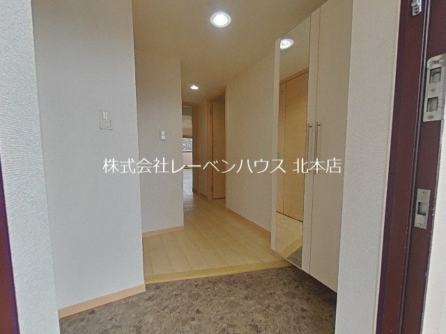 玄関　★レーベンハウスホームページに写真たくさんあります★