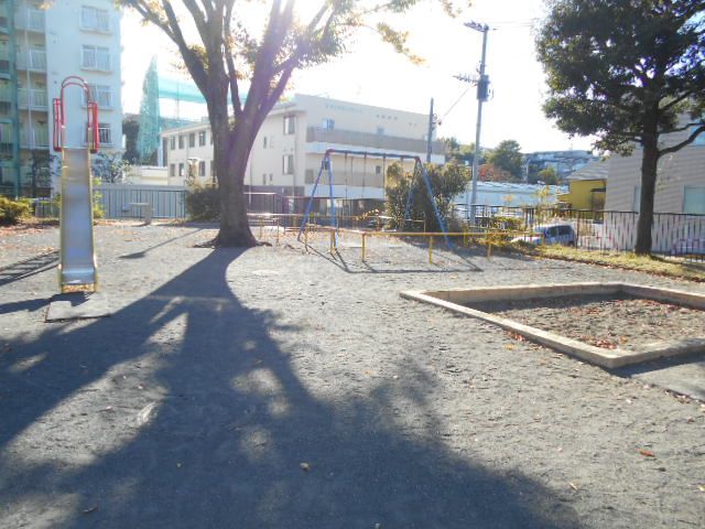 公園　東希望が丘第四公園（公園）まで218m