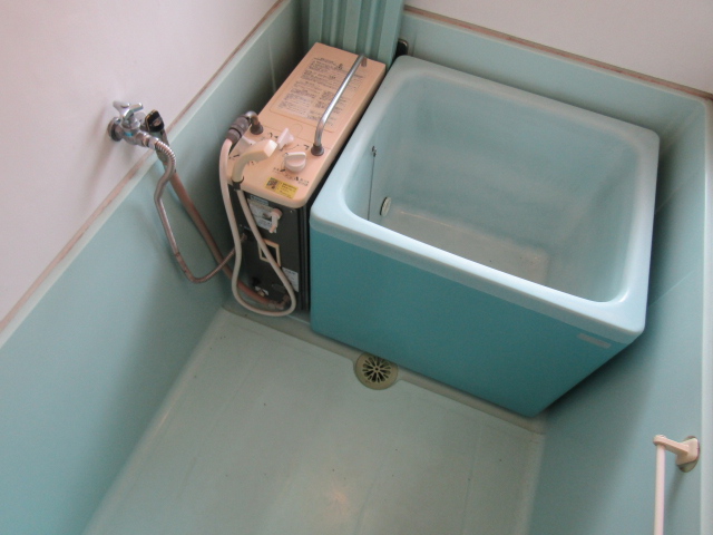 バス・シャワールーム　＊別室参考 追い炊き