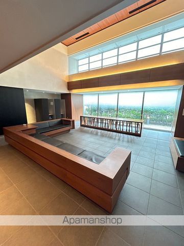 ロビー　ロビー