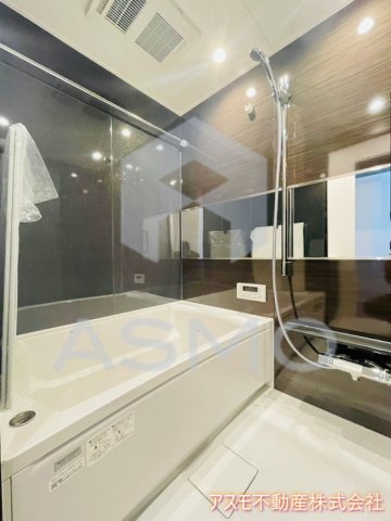 バス・シャワールーム　同マンション別部屋参考写真