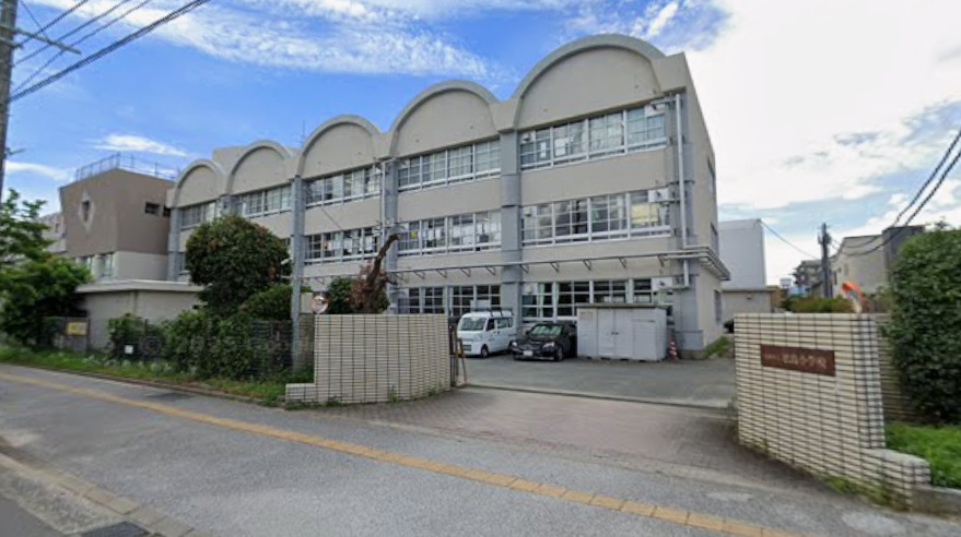 小学校　福岡市立松島小学校（小学校）まで1855m