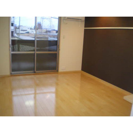 居室・リビング　同タイプの部屋の写真です