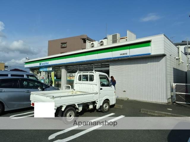 コンビニ　ファミリーマート（コンビニ）まで374m