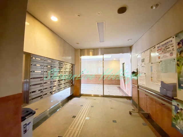 エントランス　毎日通るエントランス♪