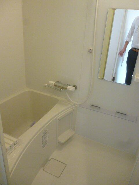 バス・シャワールーム　?