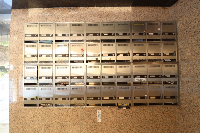 その他共有部分　北側洋間6帖