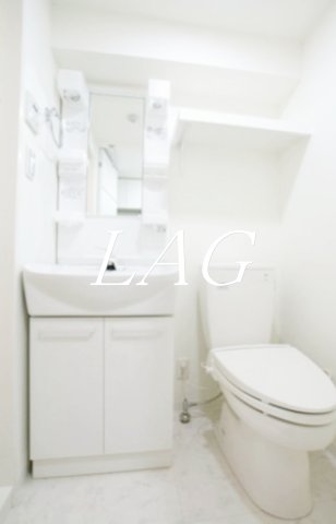 洗面設備　洗面台です。