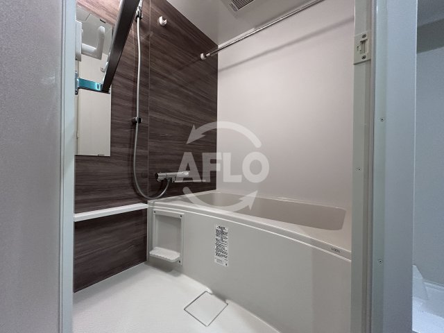 バス・シャワールーム　コンフォリア・リヴ淡路　浴室