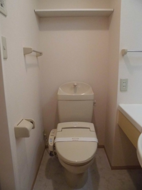 トイレ　図面と現状に相違がある場合には現状を優先