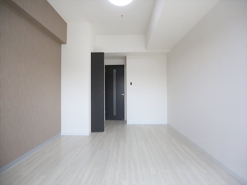 その他　洋室7.8帖　クローゼット付（収納充実してます）