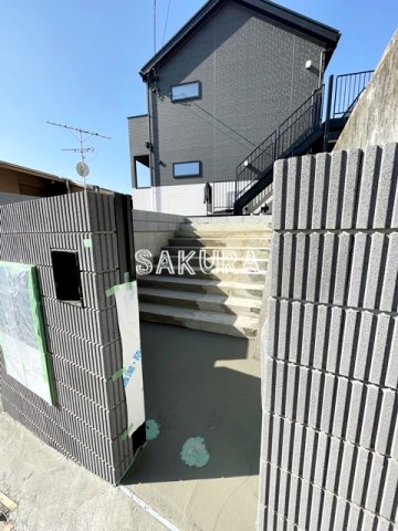 エントランス　管理の行き届いたエントラスです♪