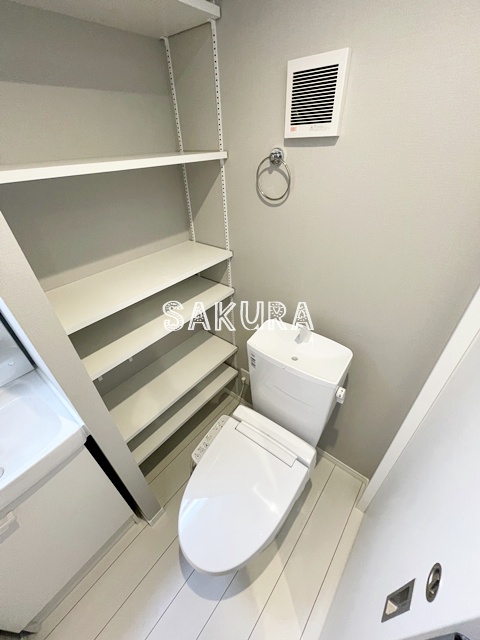 トイレ　嬉しい温水洗浄便座♪